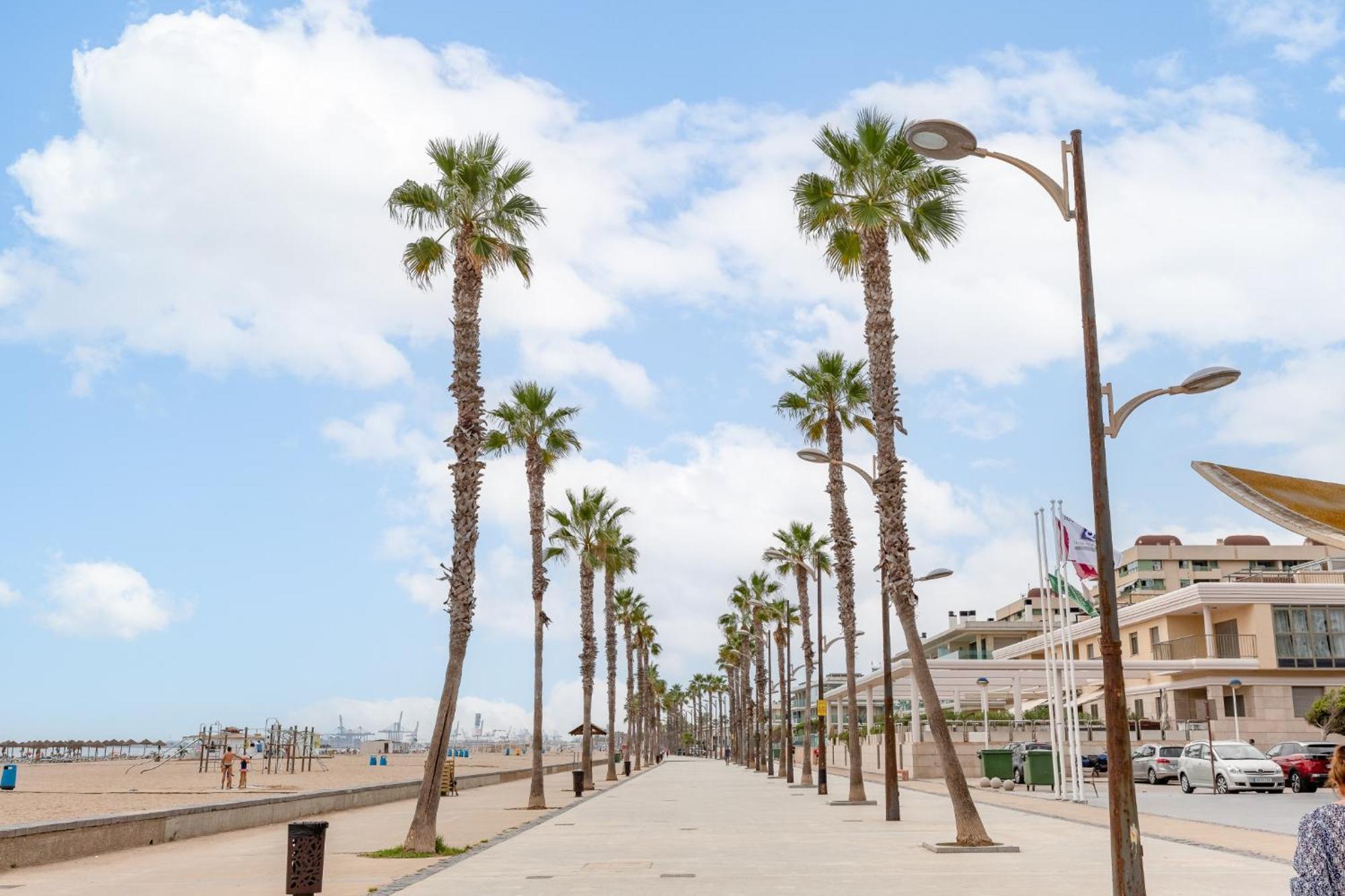 Beach 75 Metres Away Playa A 75 Metros 발렌시아 외부 사진